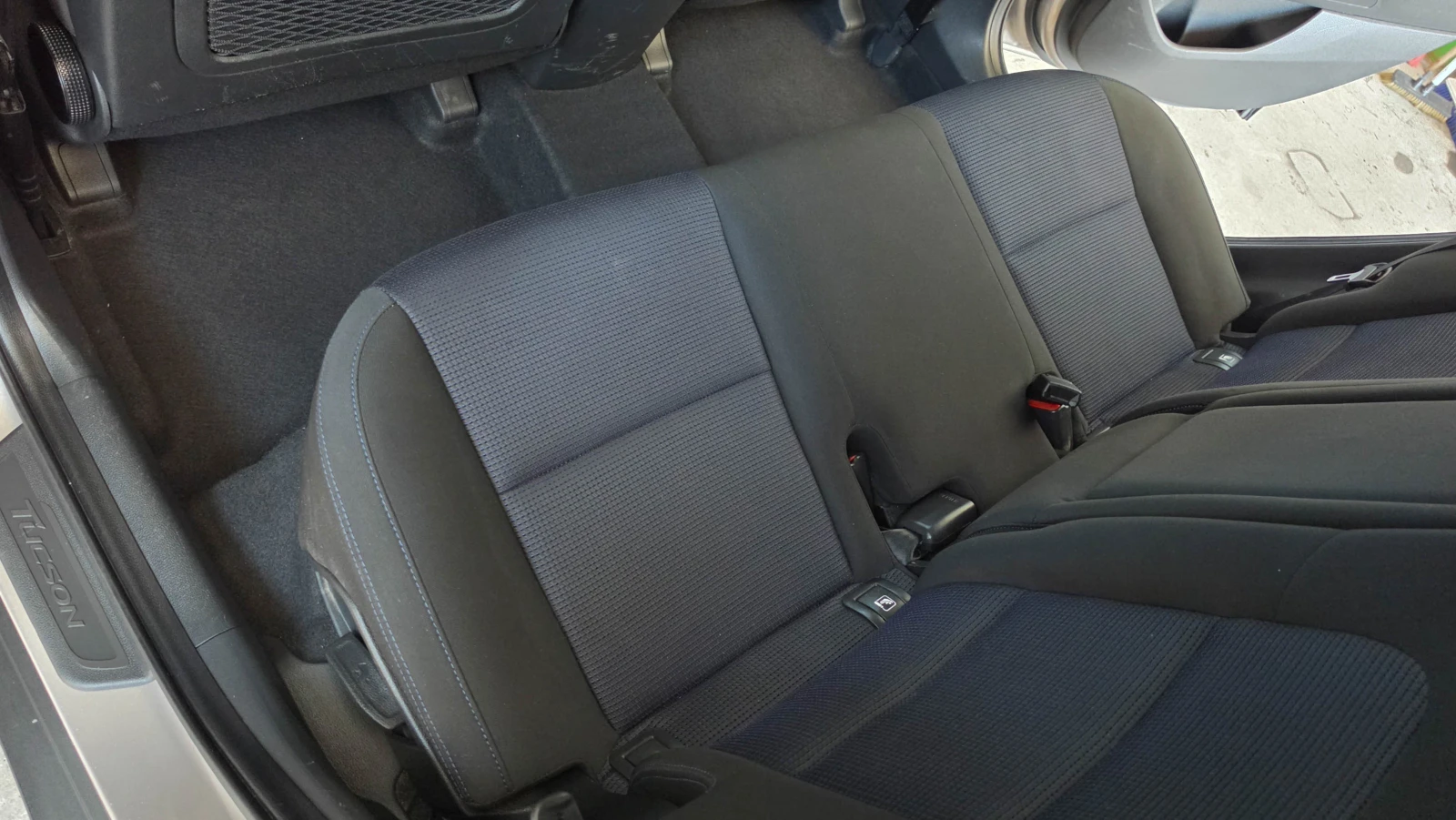 Hyundai Tucson 2.0* 4x4* LED* automatic, снимка 12 - Автомобили и джипове - 55500814