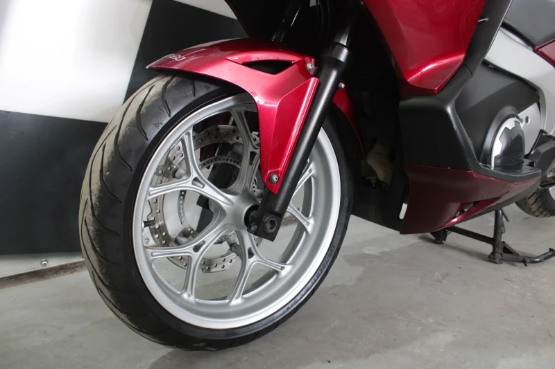 Honda Integra 700i 2012г., снимка 9 - Мотоциклети и мототехника - 49690276