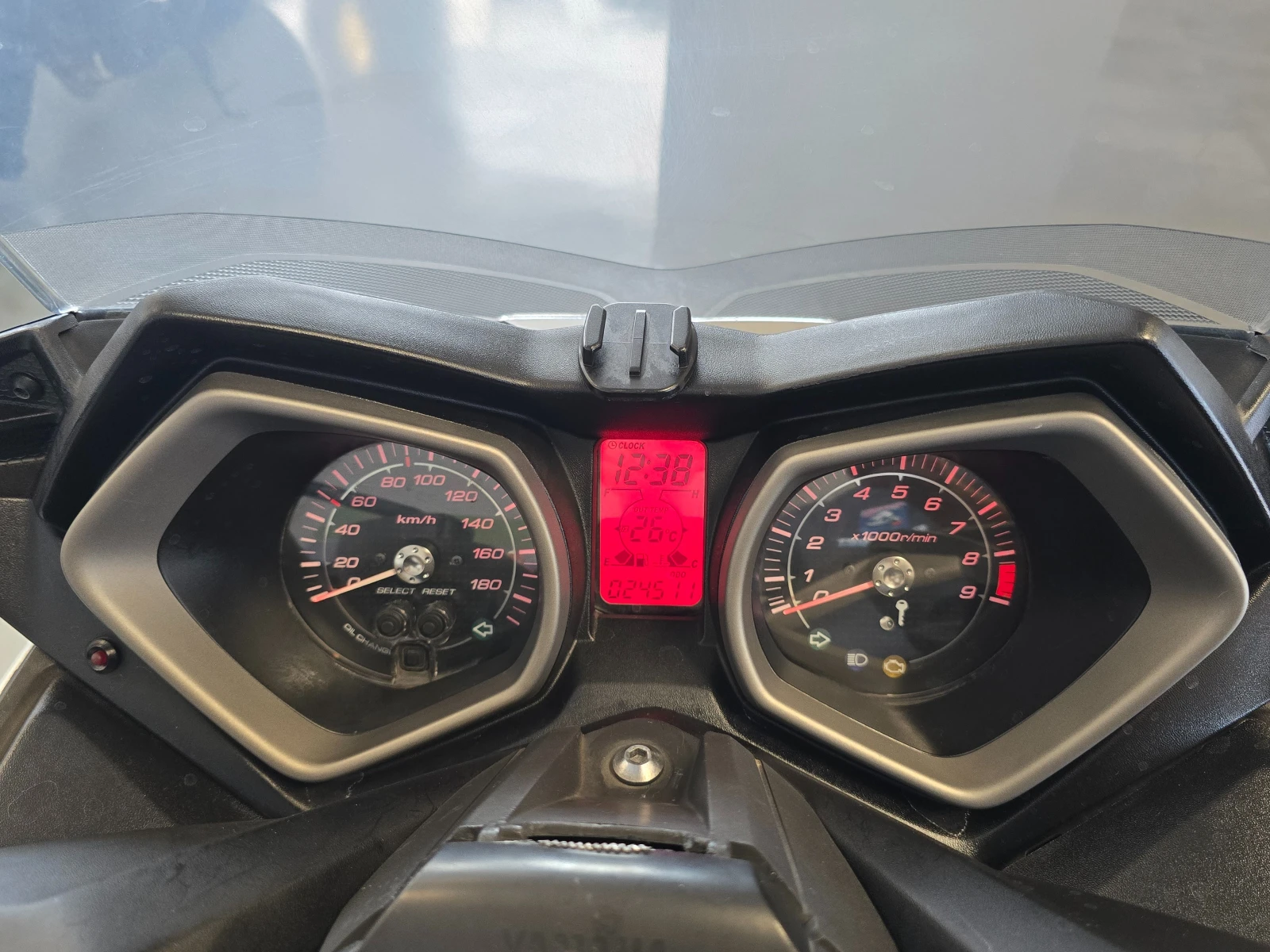 Yamaha X-max 400ie, Перфектен!, снимка 9 - Мотоциклети и мототехника - 55196696