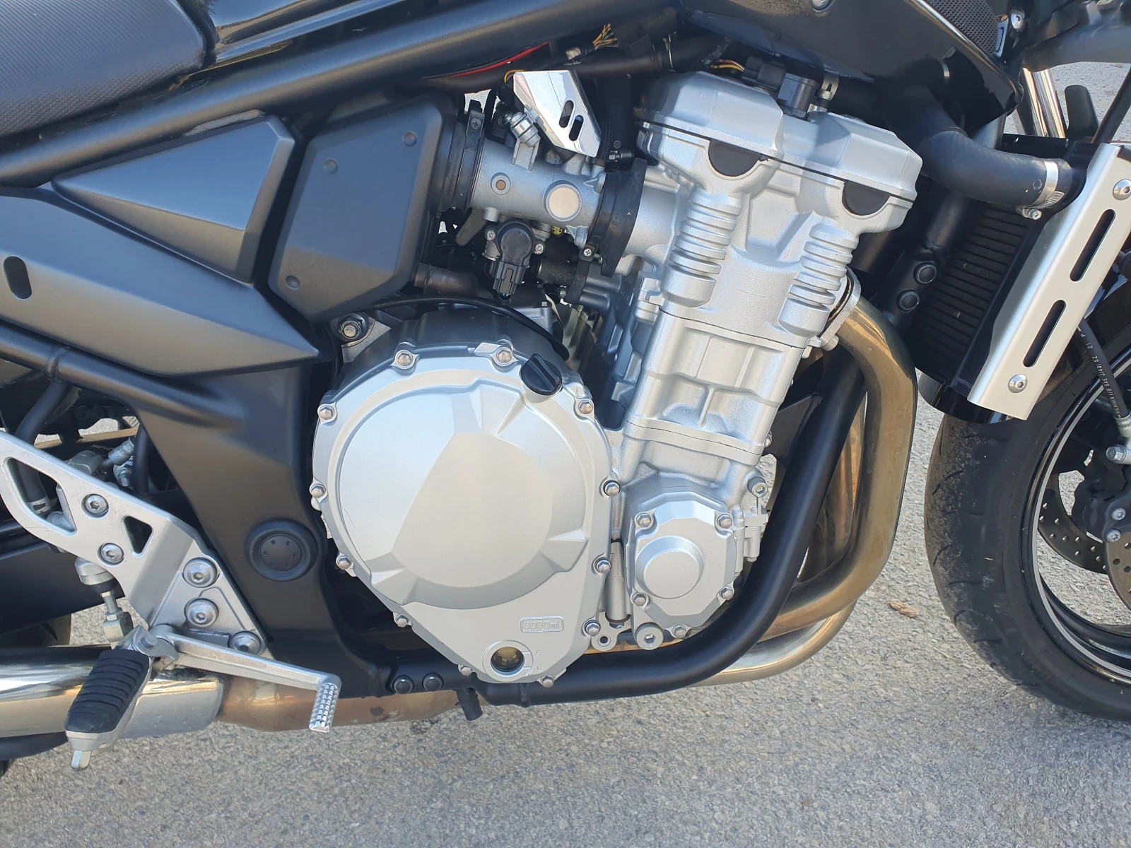 Suzuki Bandit 650i 24000км!, снимка 13 - Мотоциклети и мототехника - 56646508