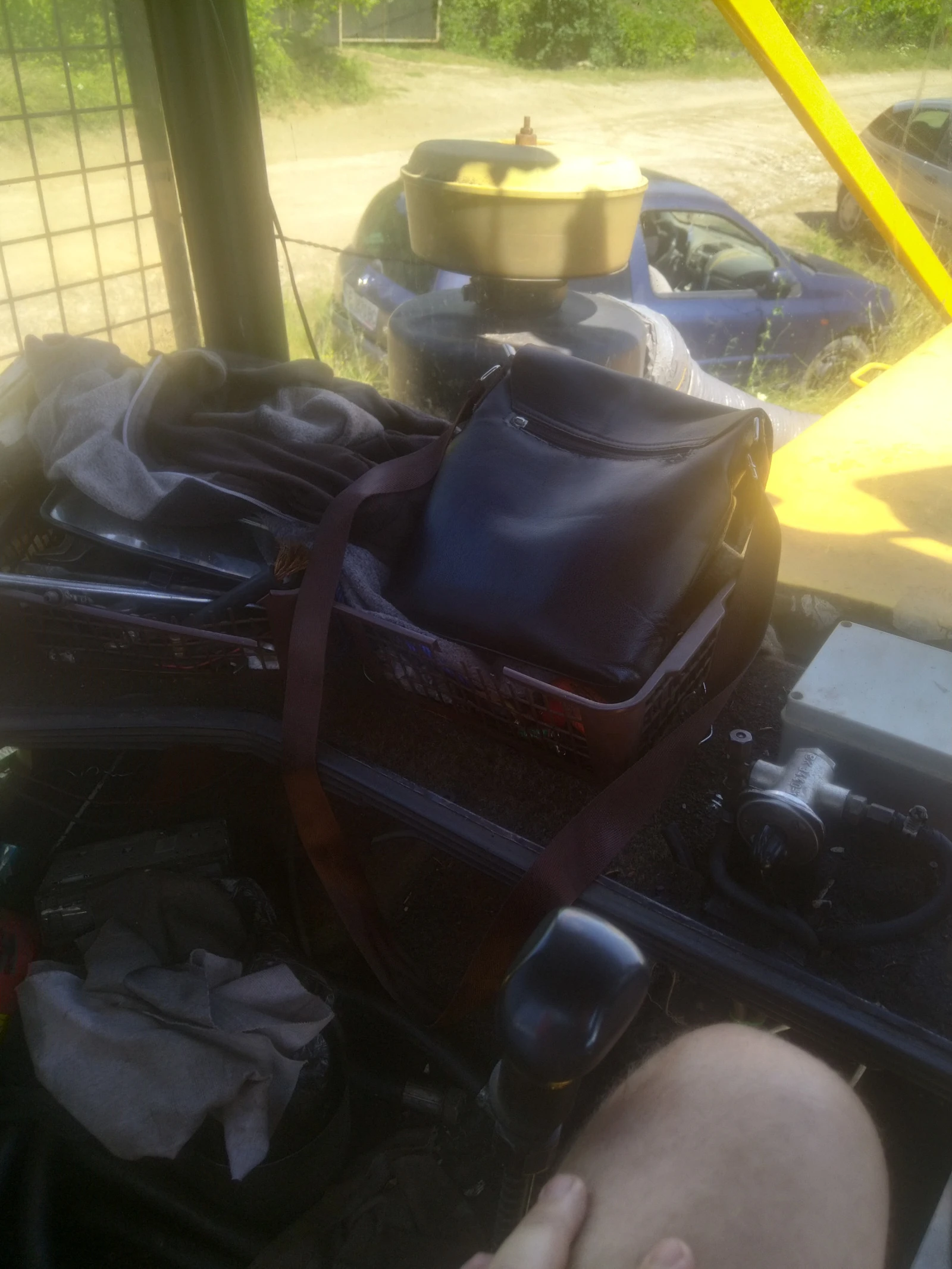         . 0.8.9.9.1.3.8.5.3.7 | Mobile.bg   12