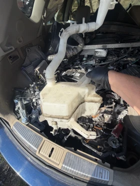 Nissan Murano Z51 2011г казанче за чистачките, снимка 5