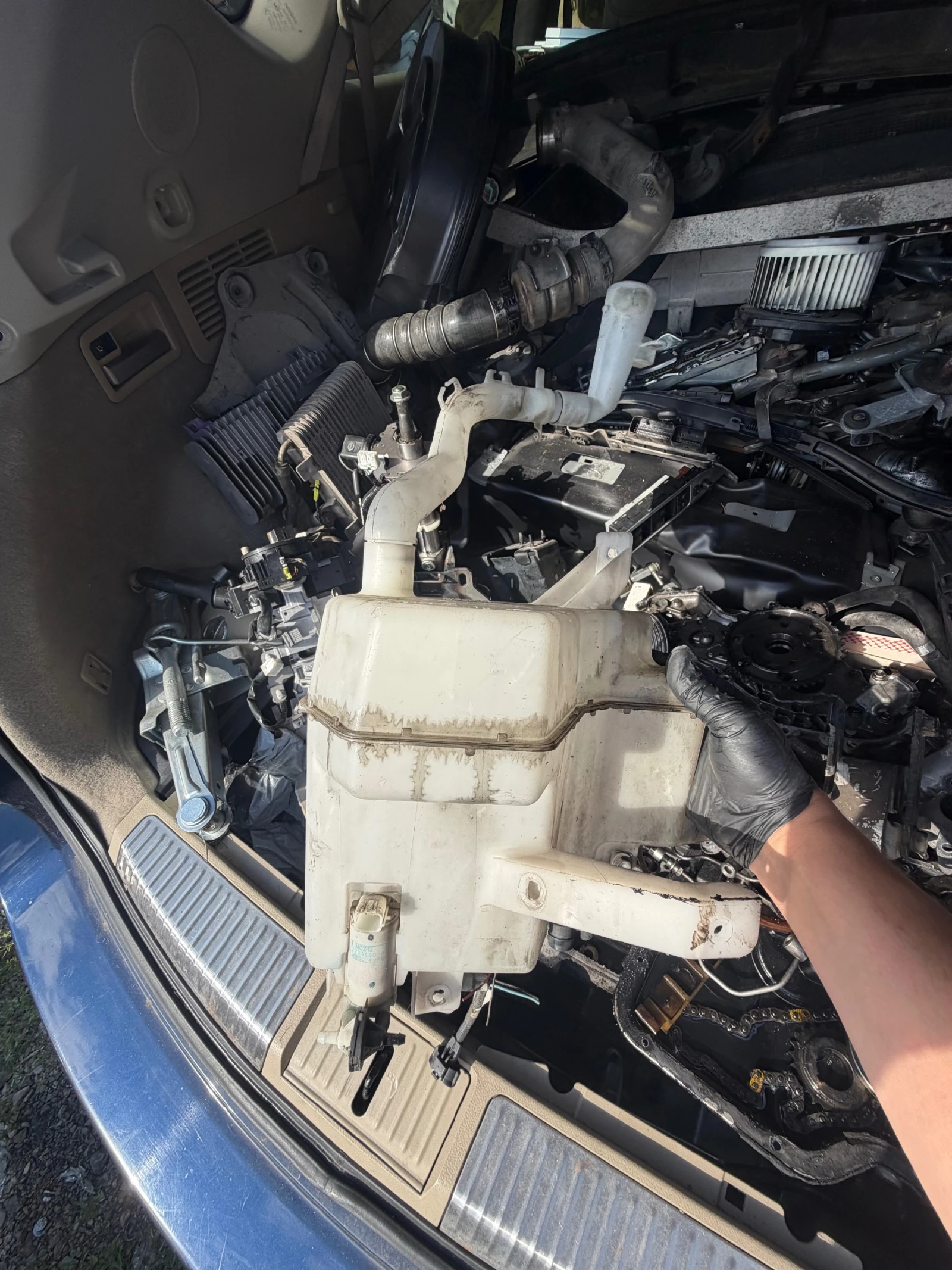Nissan Murano Z51 2011г казанче за чистачките, снимка 3 - Части - 55191817