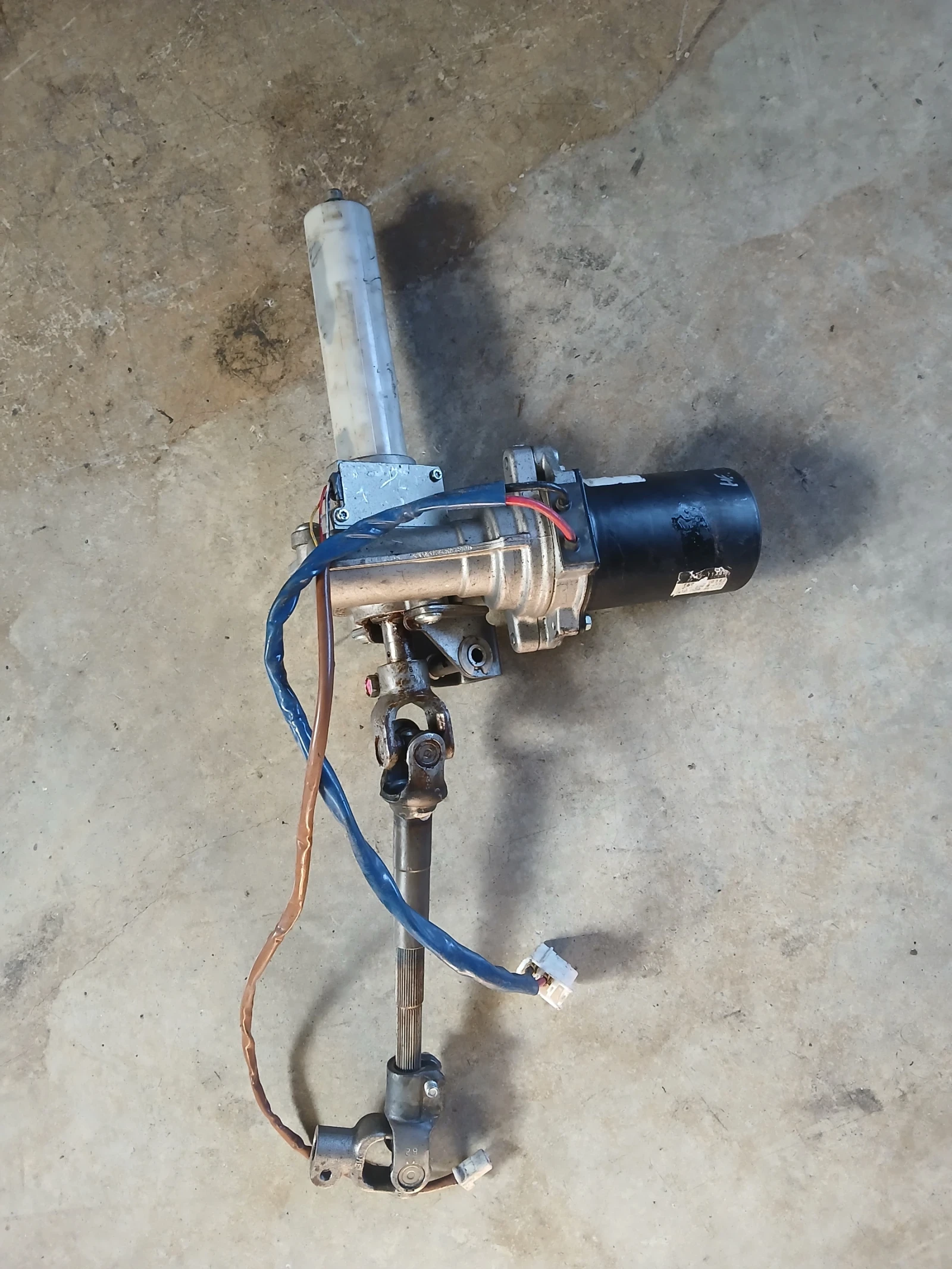 JJ002-000361 рейка електроусилвател Toyota Yaris 2008г