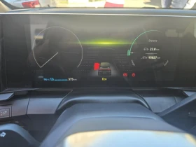 Renault Megane E-Tech Iconic, снимка 8