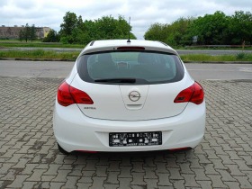 Opel Astra 1.4i, снимка 4 - Автомобили и джипове - 45683540