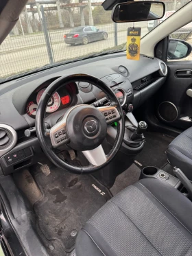 Mazda 2 - 2400 € - 32605581 7