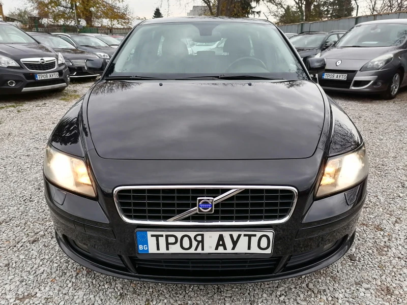 Volvo V50 Т5 2.5Т* КОЖА* КСЕНОН* * , снимка 2 - Автомобили и джипове - 43391999