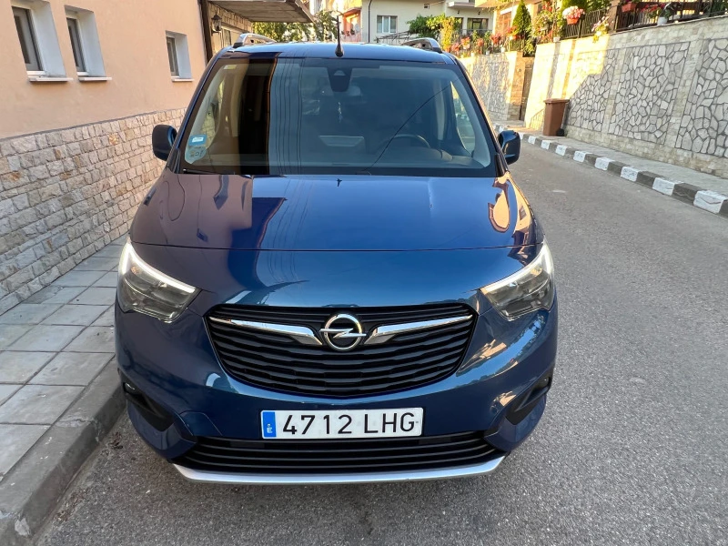 Opel Combo 1.5 136 L, снимка 1 - Автомобили и джипове - 47204099