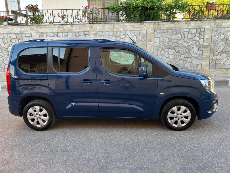 Opel Combo 1.5 136 L, снимка 5 - Автомобили и джипове - 47204099