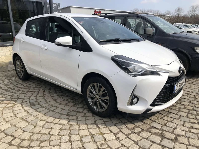 Toyota Yaris, снимка 3 - Автомобили и джипове - 49347460