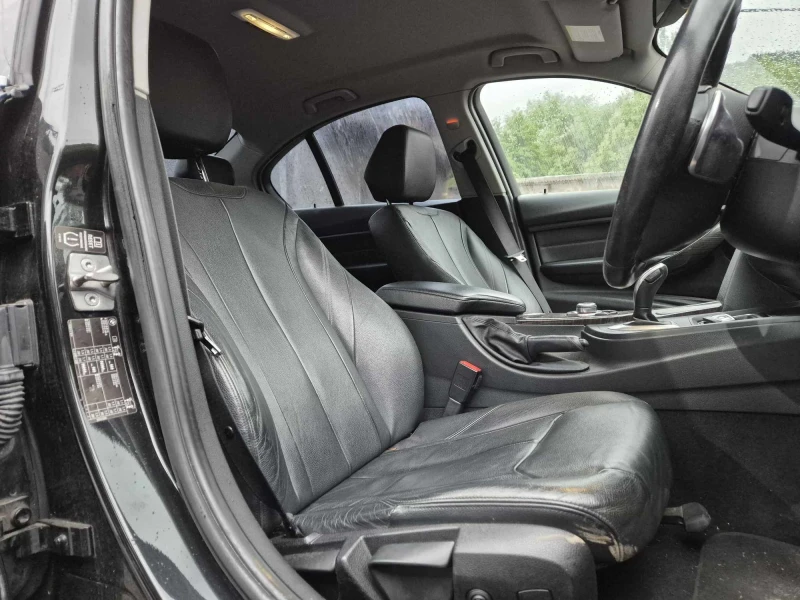 BMW 330 Xenon кожа автоматик, снимка 13 - Автомобили и джипове - 50445918