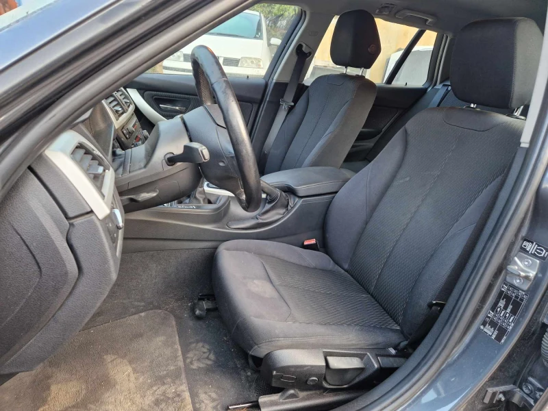 BMW 330 Xenon кожа автоматик, снимка 15 - Автомобили и джипове - 50445918