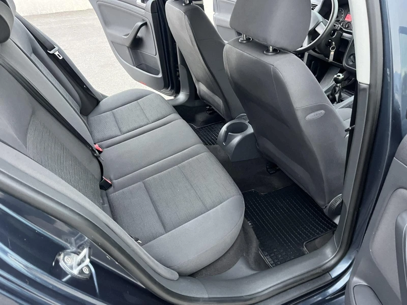 VW Golf 1.4I 75кс  КЛИМАТИК, снимка 10 - Автомобили и джипове - 52169880