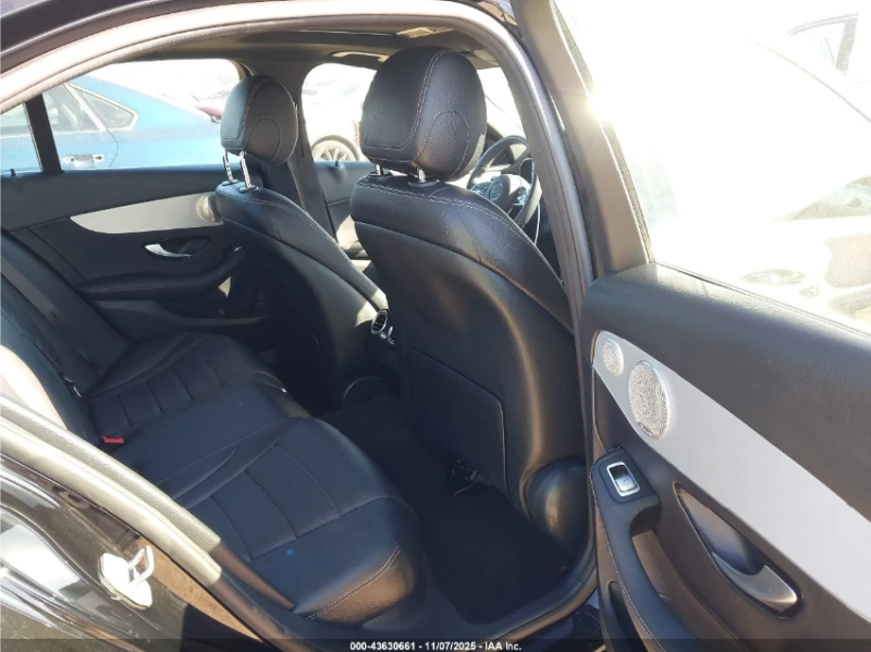 Mercedes-Benz C 300 DIGITAL* ПОДГРЕВ* 360* BURMESTER, снимка 9 - Автомобили и джипове - 52944763