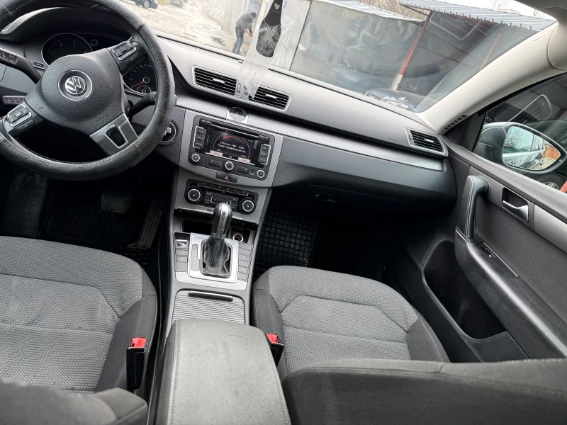 VW Passat 2.0TDI, снимка 12 - Автомобили и джипове - 53220399