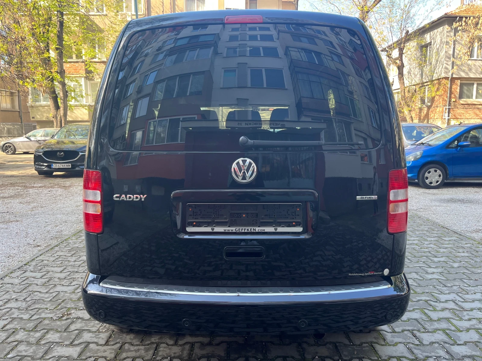 VW Caddy 1.6 bifuel фабрична газ LPG - изображение 6