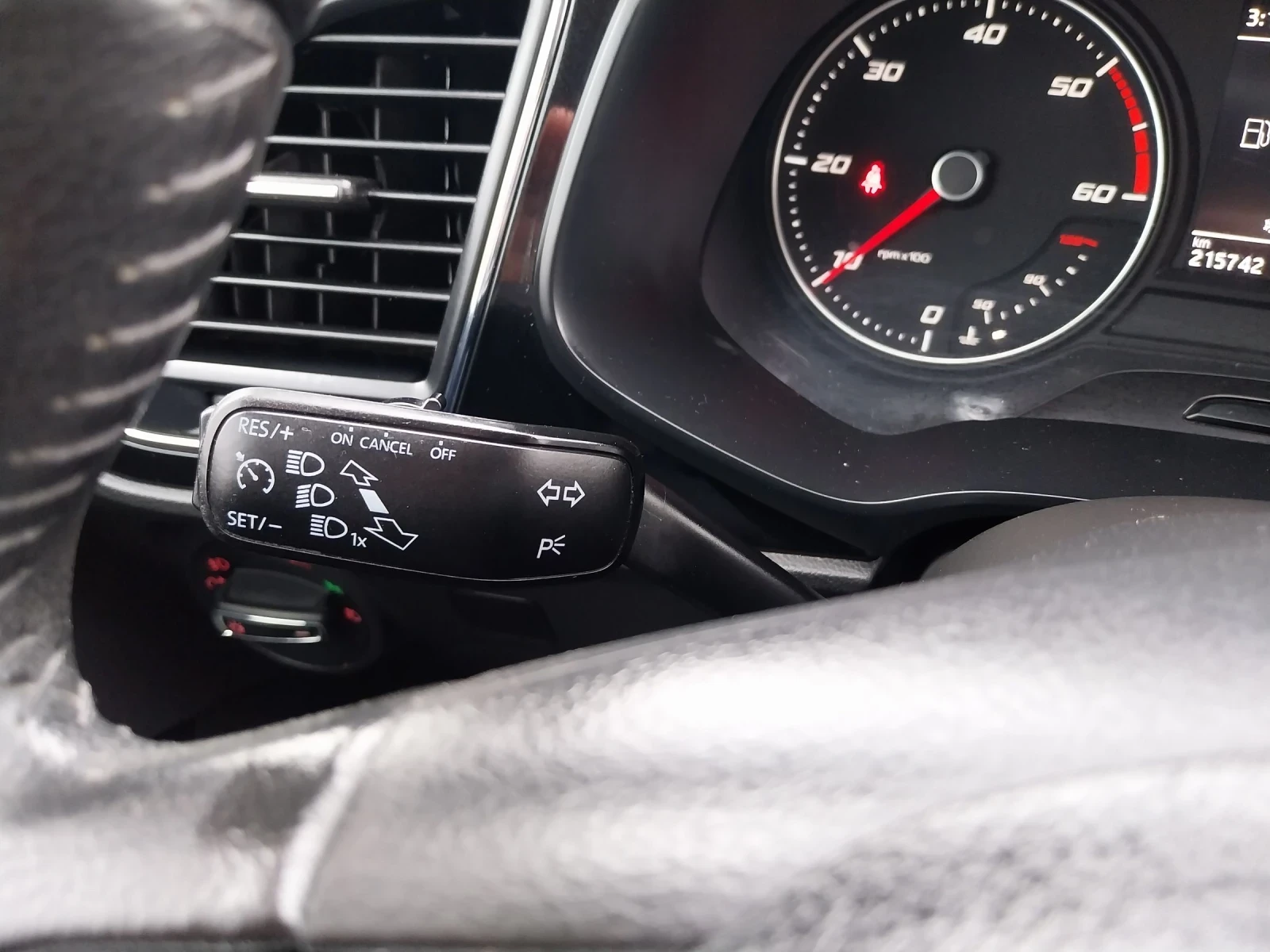 Seat Leon ST 1.6 TDI | Mobile.bg   13