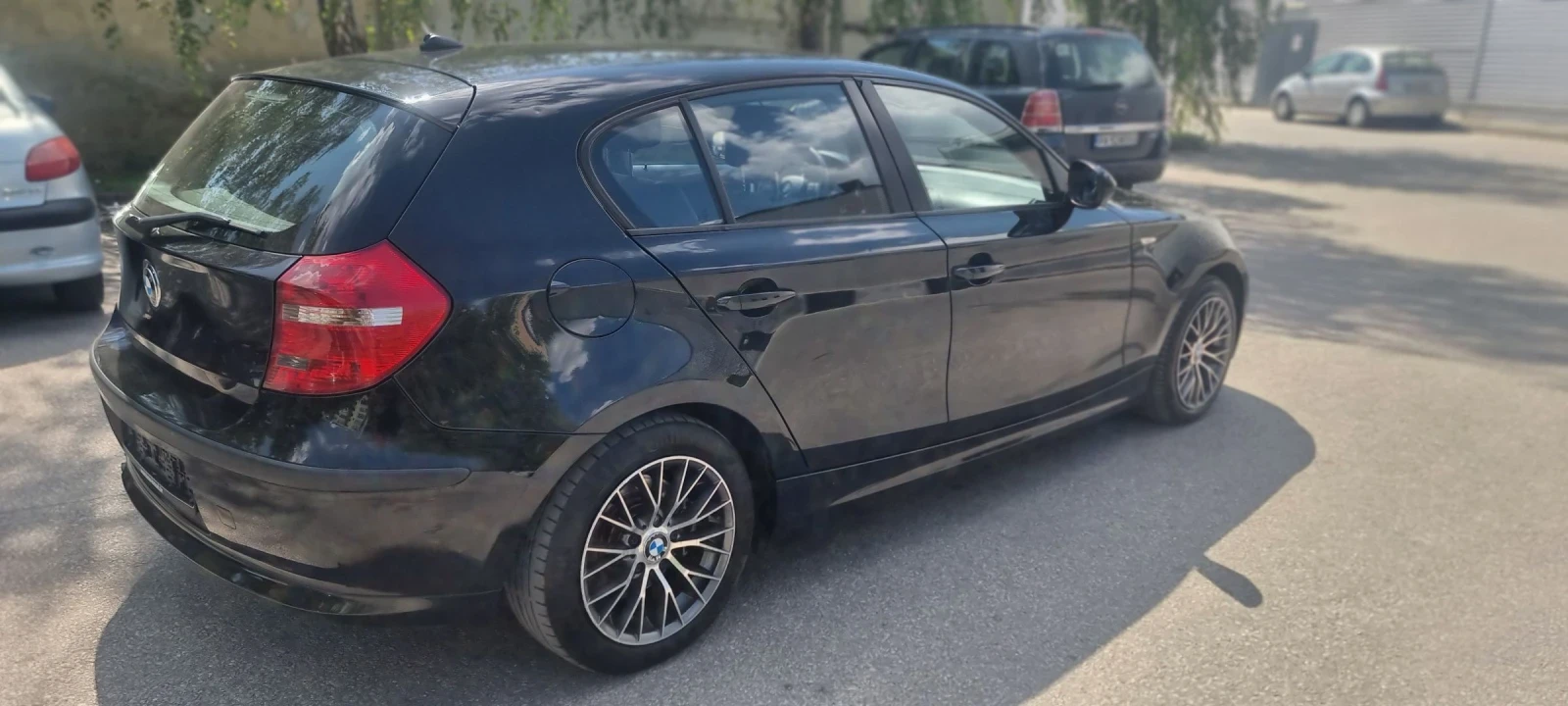 BMW 120 AUTOMATIC  - изображение 4