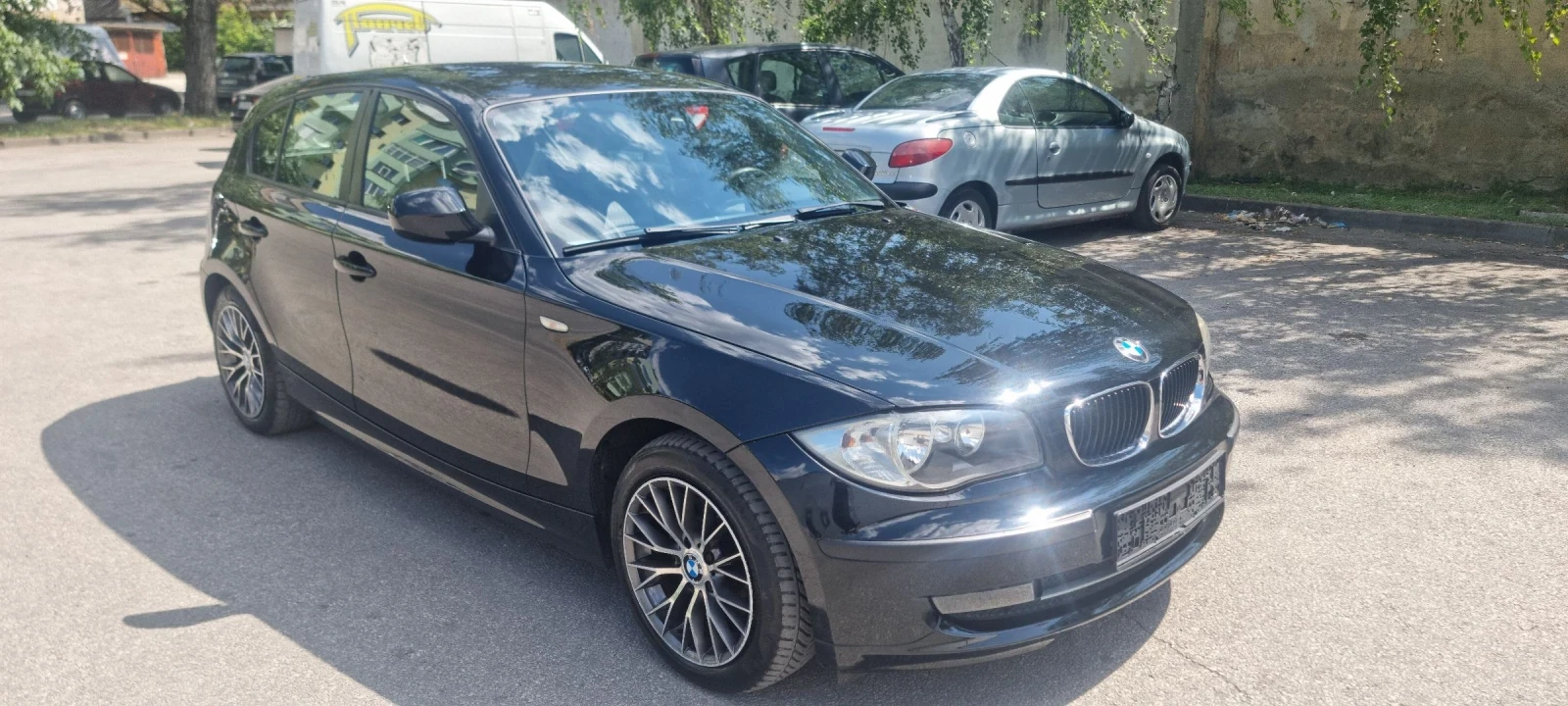BMW 120 AUTOMATIC  - изображение 2