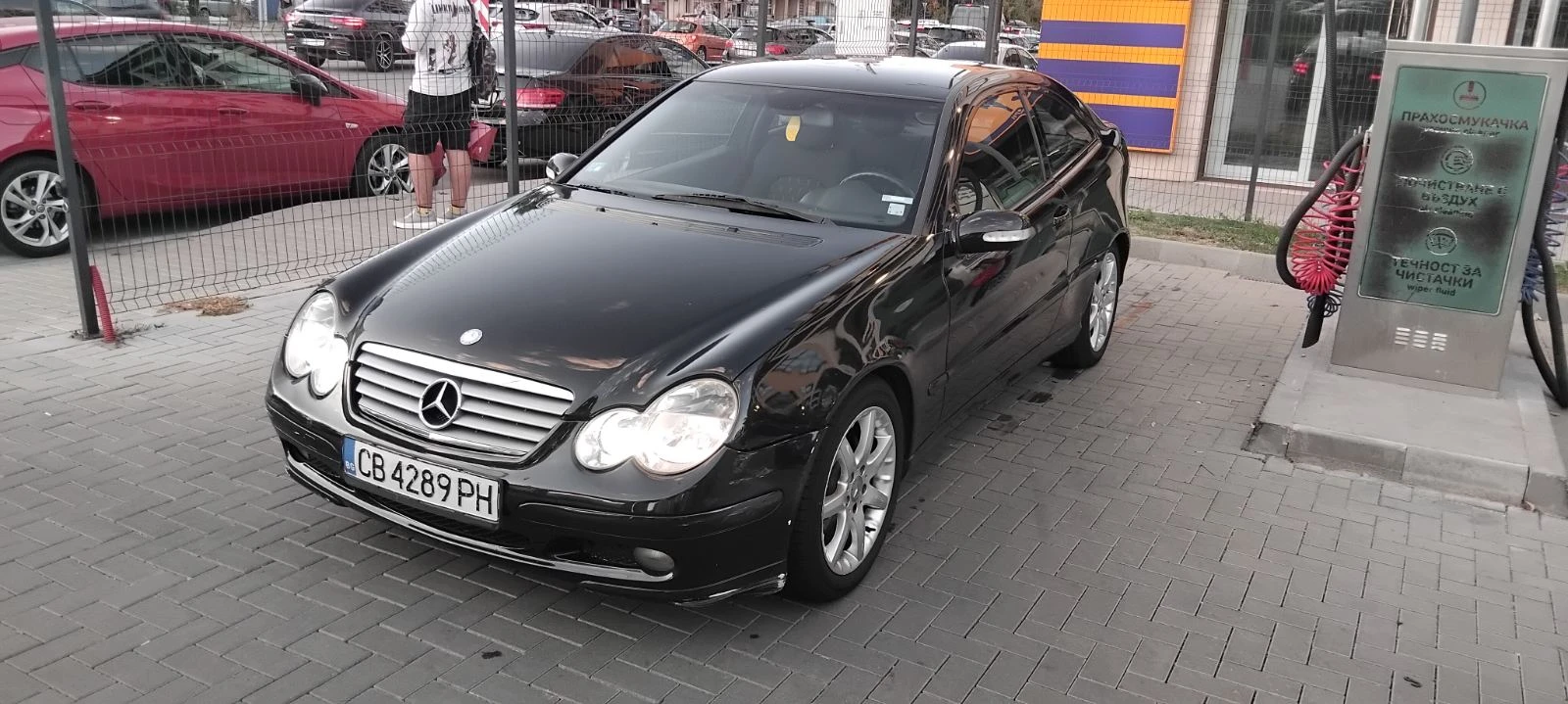 Mercedes-Benz C 180  - изображение 2