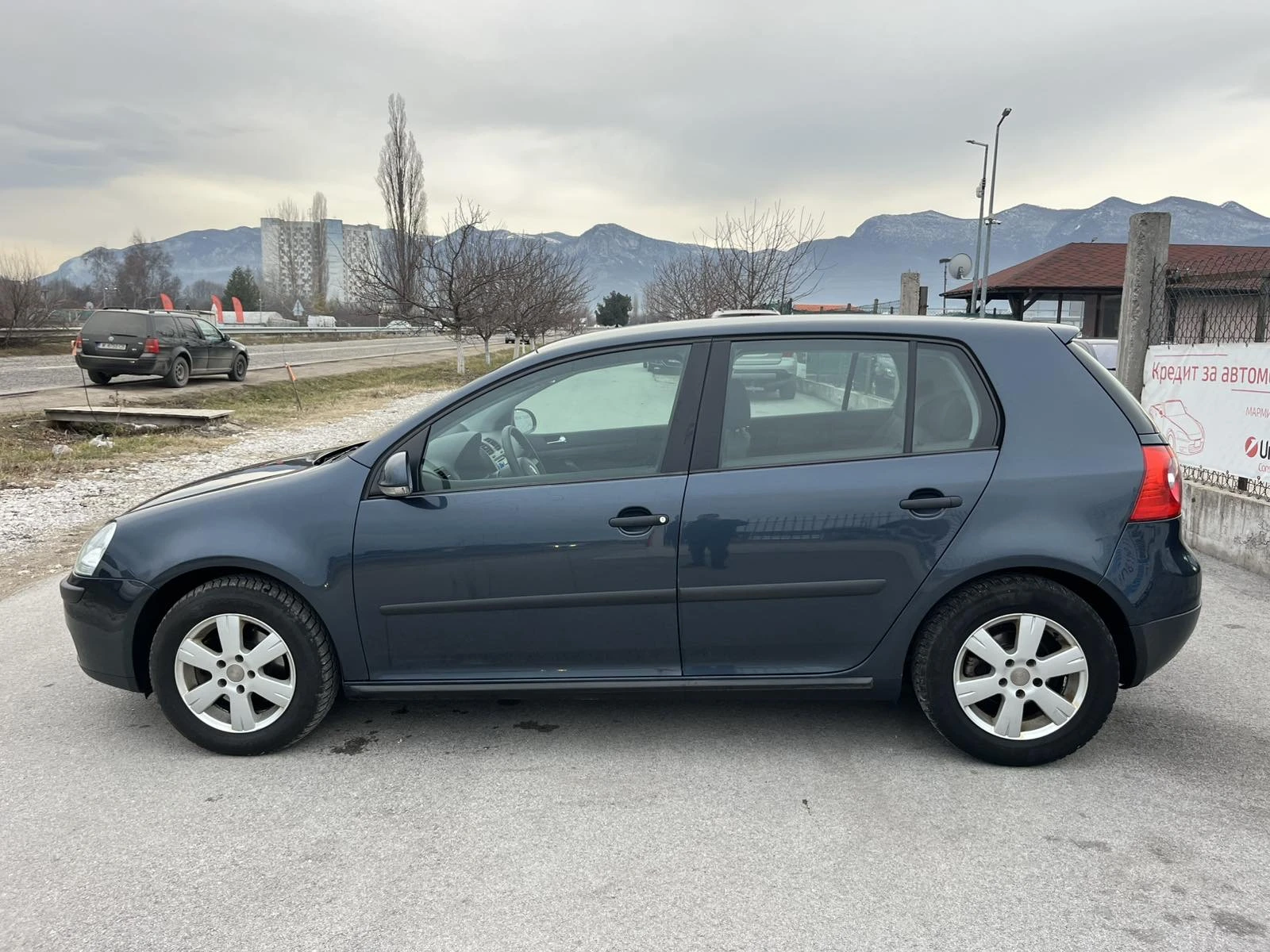 VW Golf 1.4I 75кс  КЛИМАТИК - изображение 6