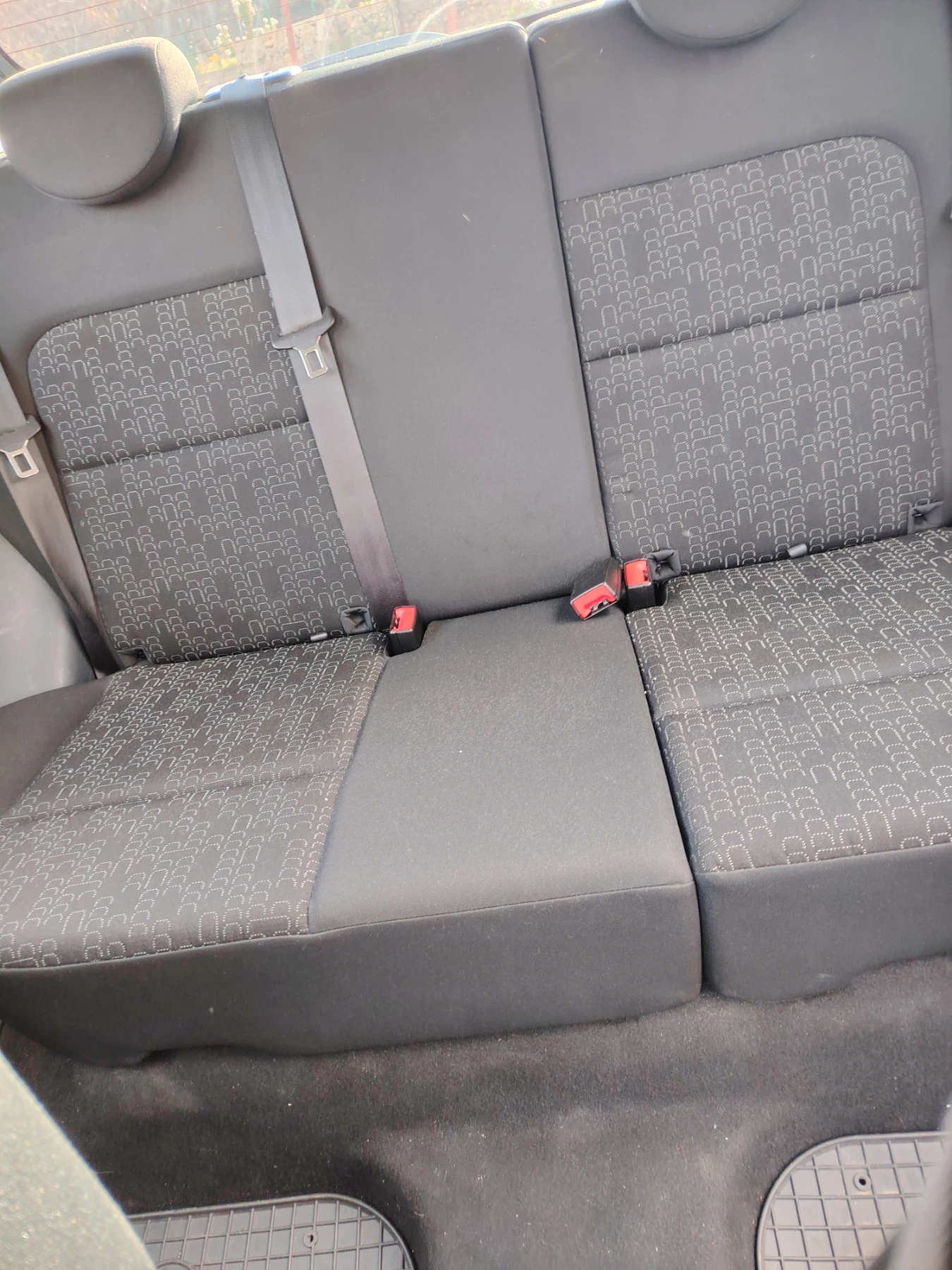 Mitsubishi Colt  - изображение 10