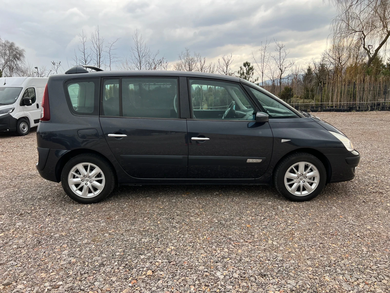 Renault Espace 2.0 T , снимка 8 - Автомобили и джипове - 53814236