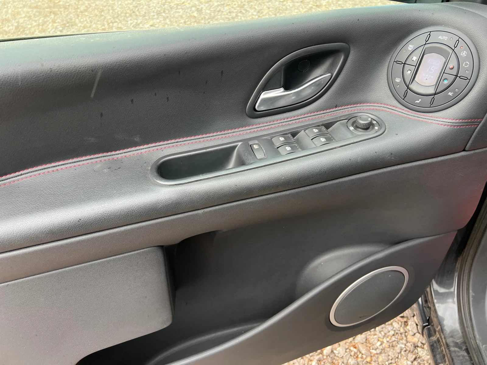 Renault Espace 2.0 T , снимка 10 - Автомобили и джипове - 53814236