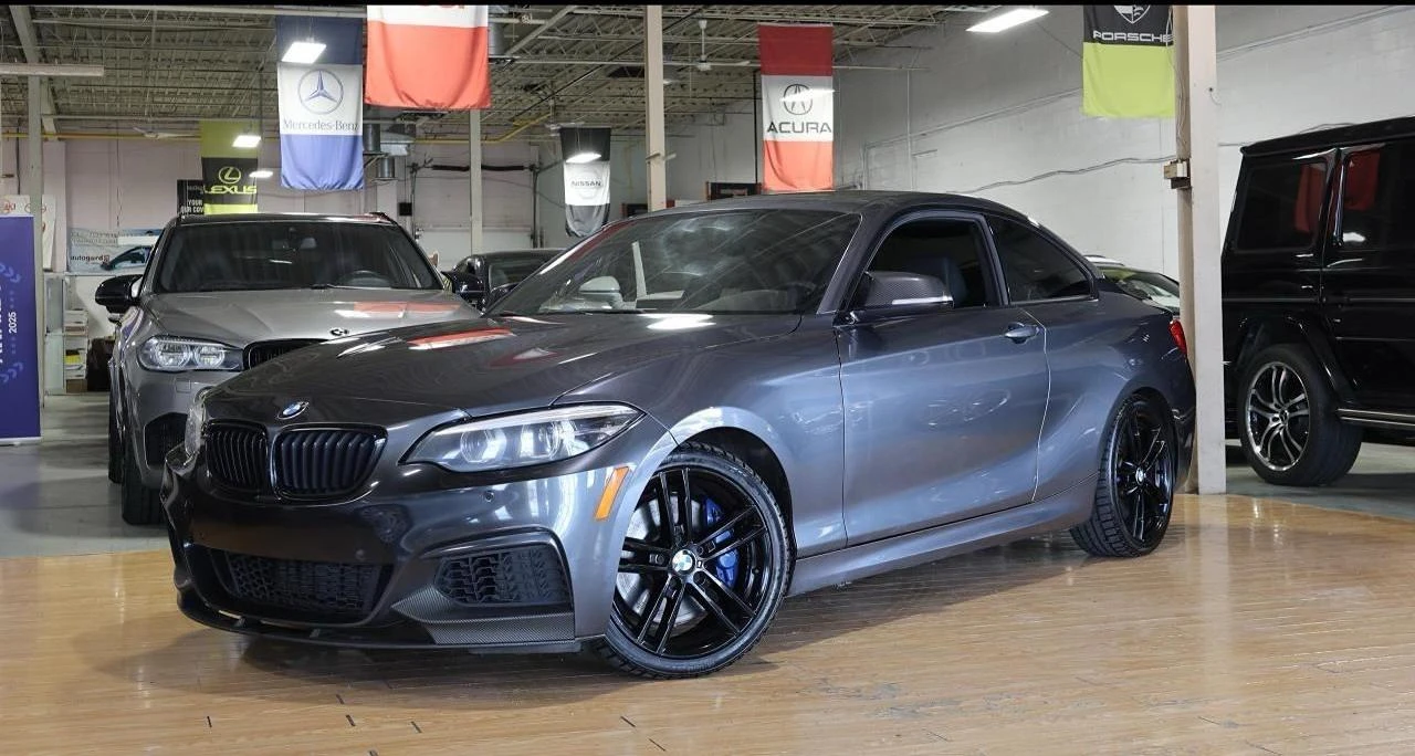 BMW 240 xDrive - M.PERF| SUNROOF| CAMERA| HEATED SEATS