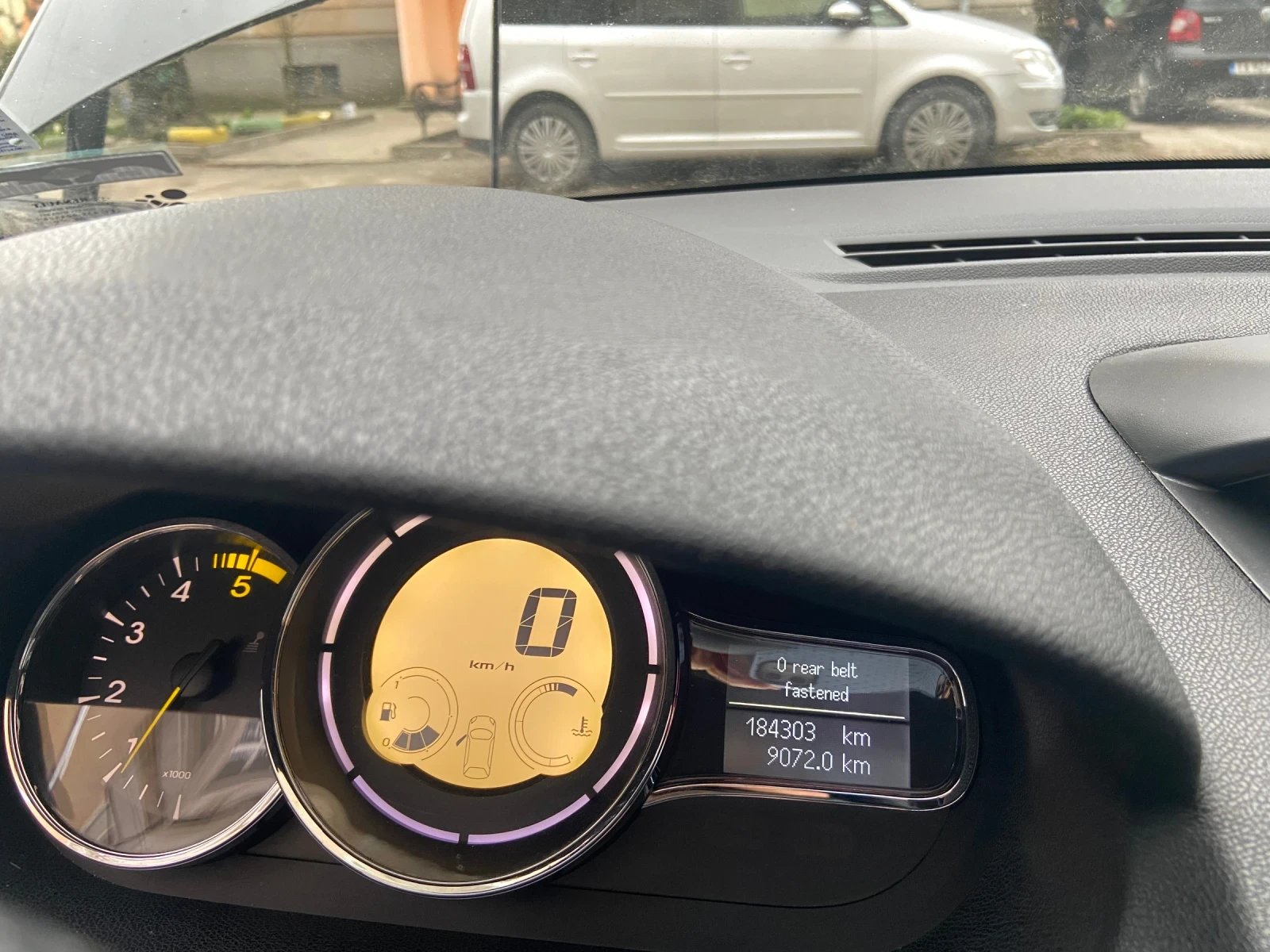 Renault Megane 4, снимка 9 - Автомобили и джипове - 53932562