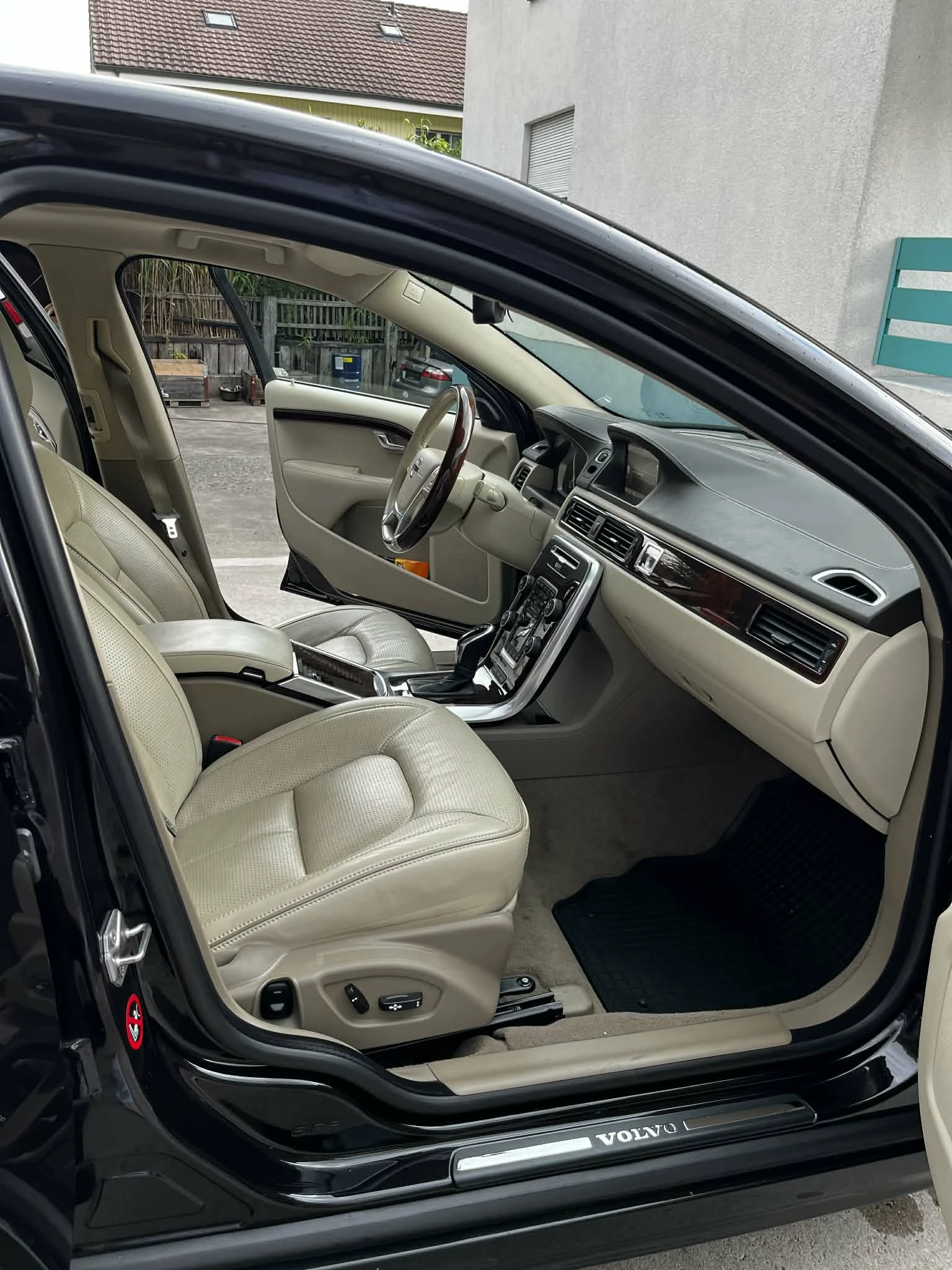 Volvo S80 2.4 D5 AWD, снимка 8 - Автомобили и джипове - 53966893