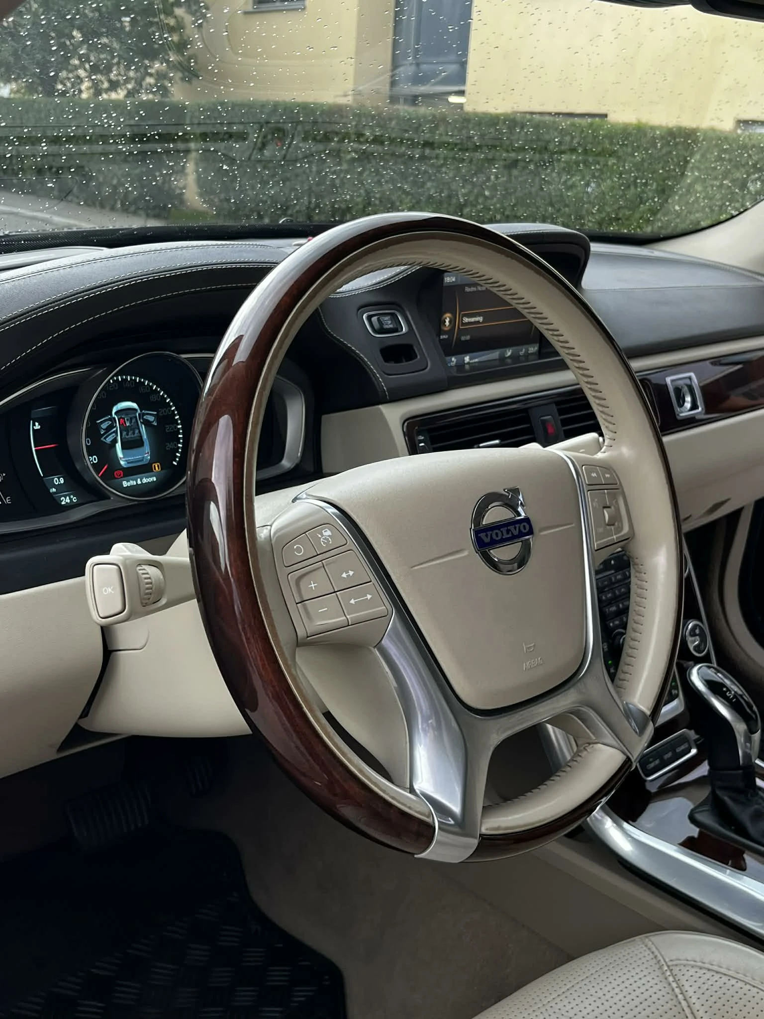 Volvo S80 2.4 D5 AWD, снимка 7 - Автомобили и джипове - 53966893