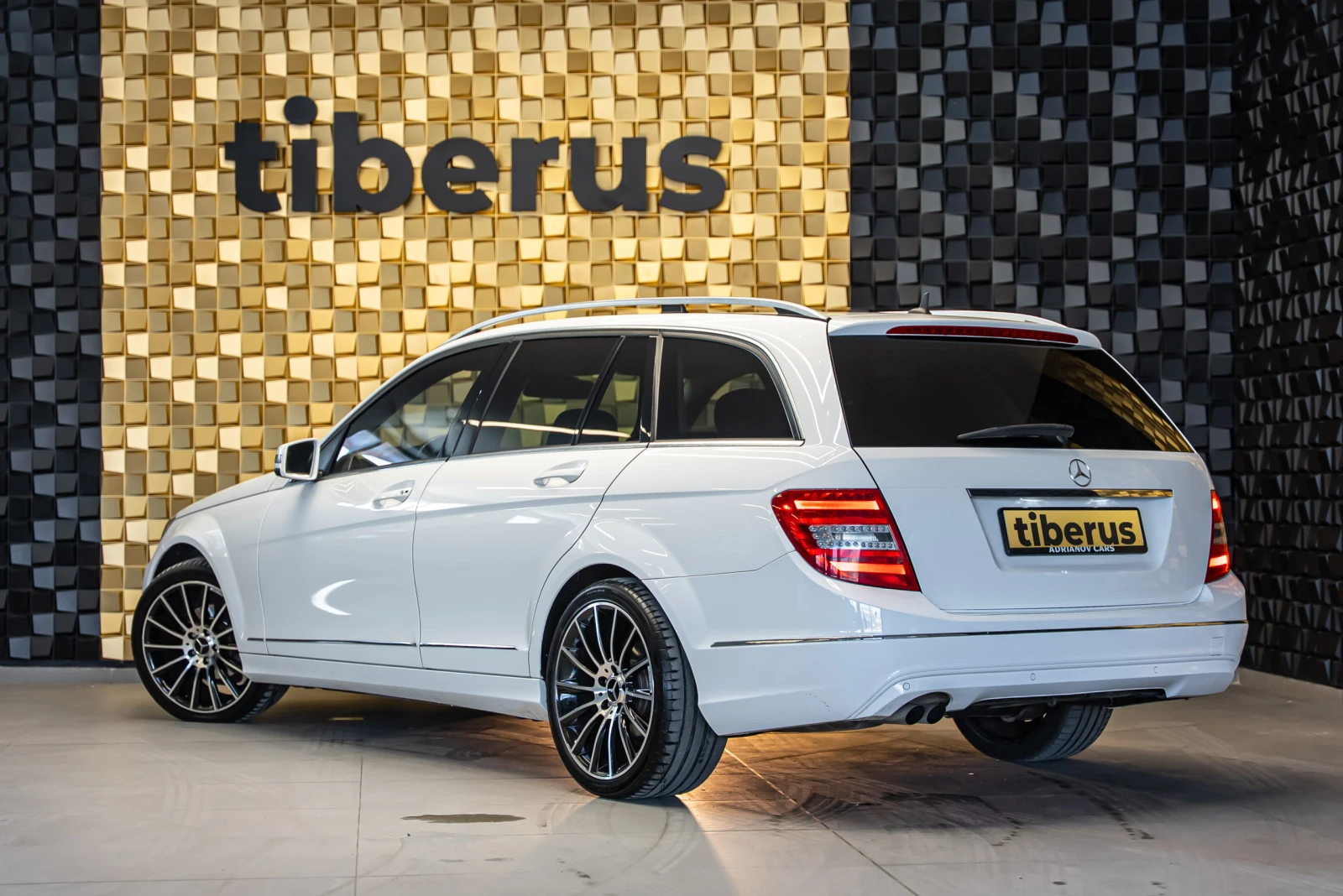 Mercedes-Benz C 200 CDI AUTOMAT, снимка 2 - Автомобили и джипове - 54053637