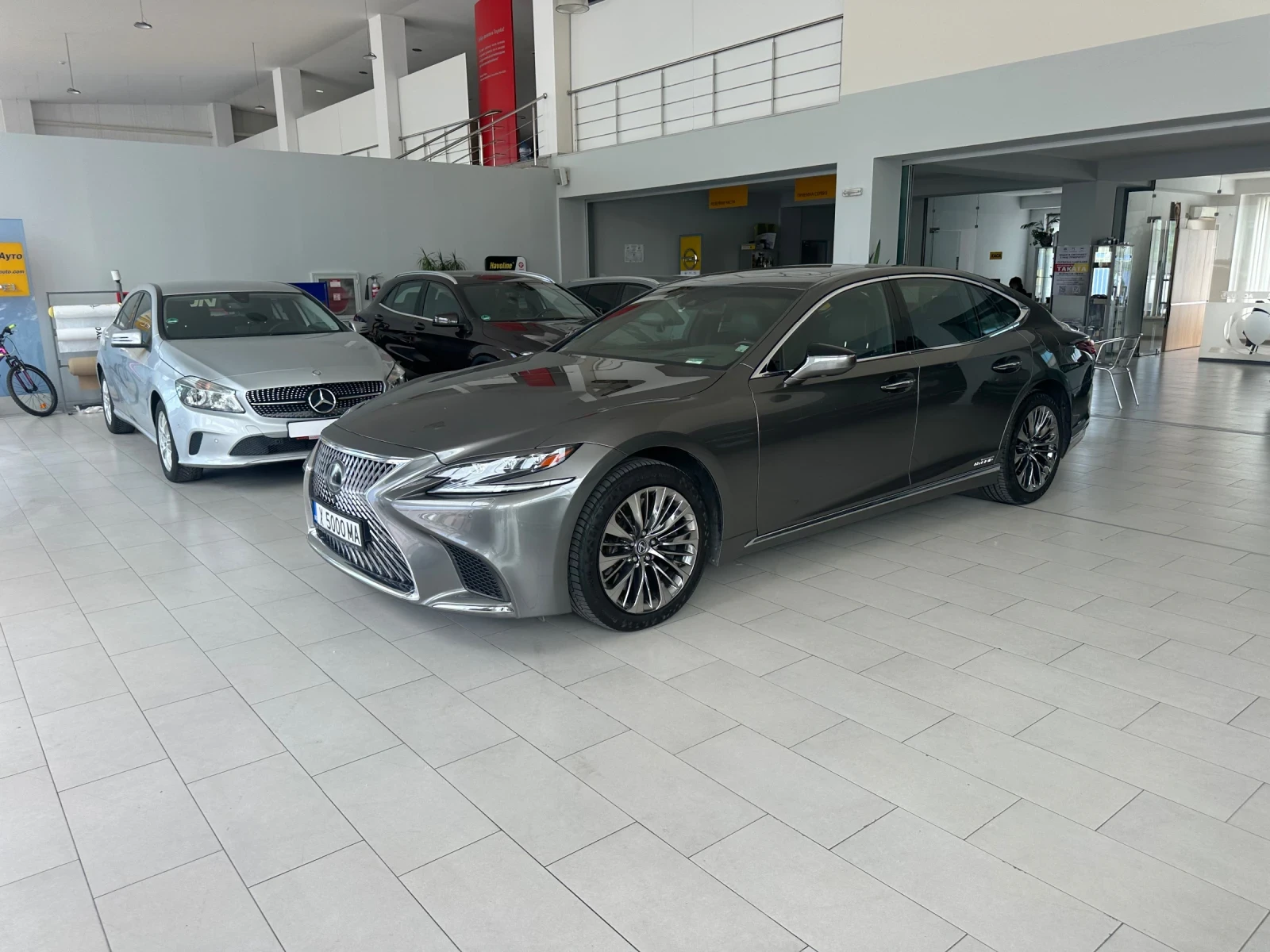 Lexus LS 500 Luxury* AWD, снимка 2 - Автомобили и джипове - 54550149