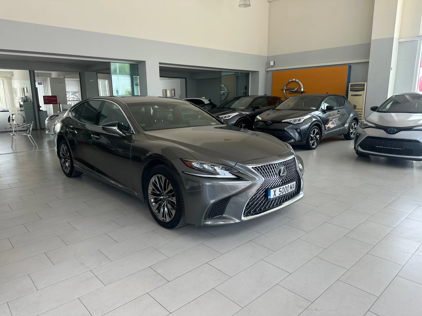 Lexus LS 500 Luxury* AWD, снимка 7 - Автомобили и джипове - 54550149