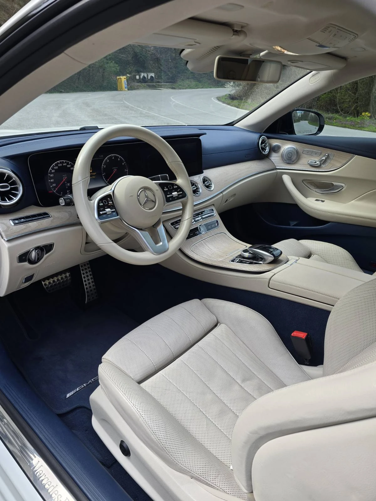Mercedes-Benz E 450 AMG, снимка 12 - Автомобили и джипове - 54591469