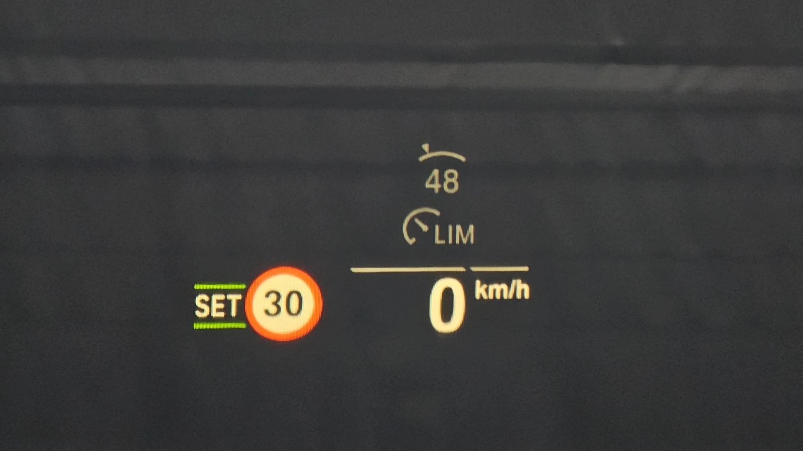 BMW 320 Luxury | HUD | 360 ������ | ���� | Adaptive Cruise | Mobile.bg � ����������� 12