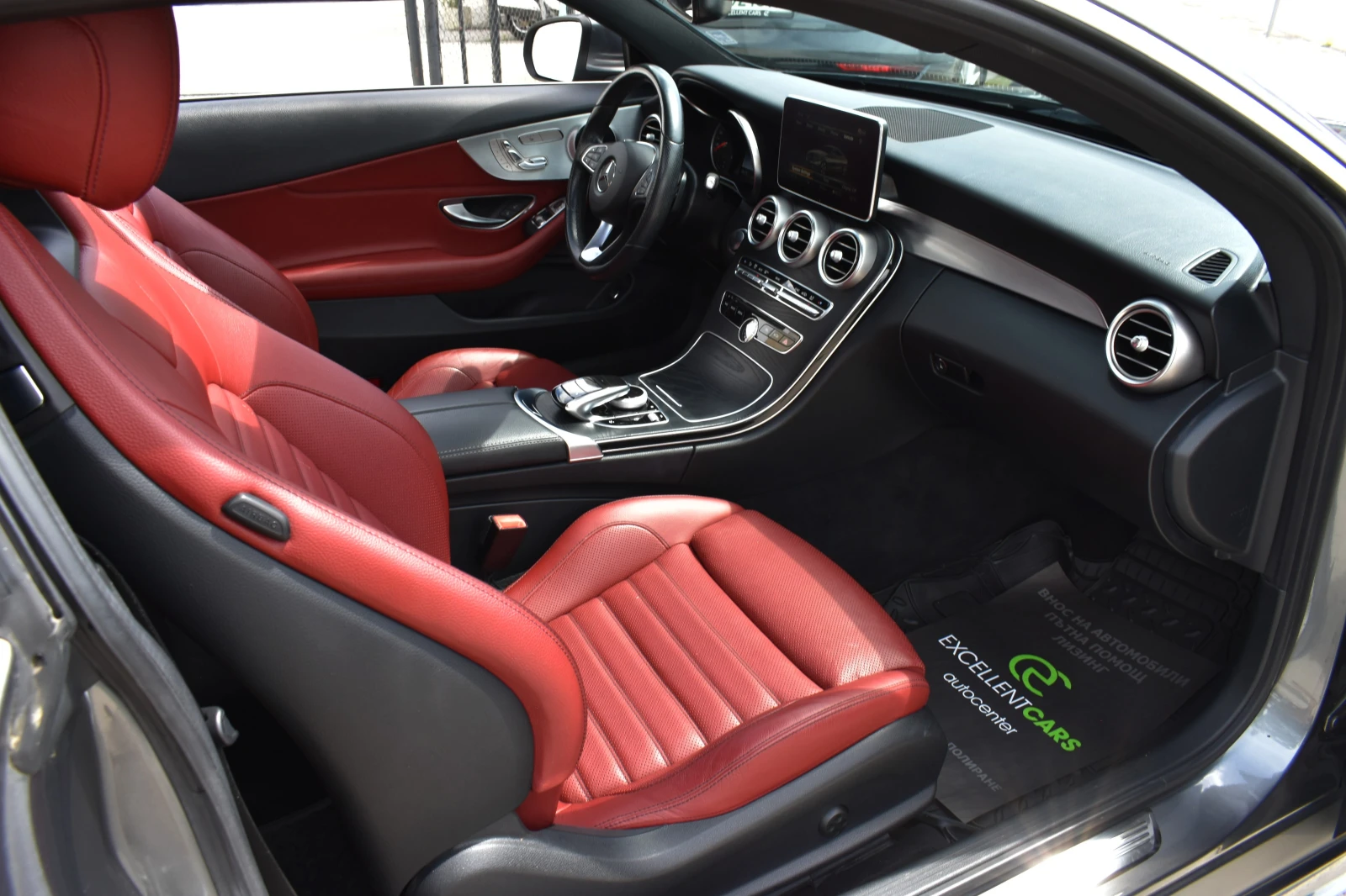 Mercedes-Benz C 300 AMG-LINE* FULL-LED* 4MATIC* COUPE, снимка 12 - Автомобили и джипове - 54957649