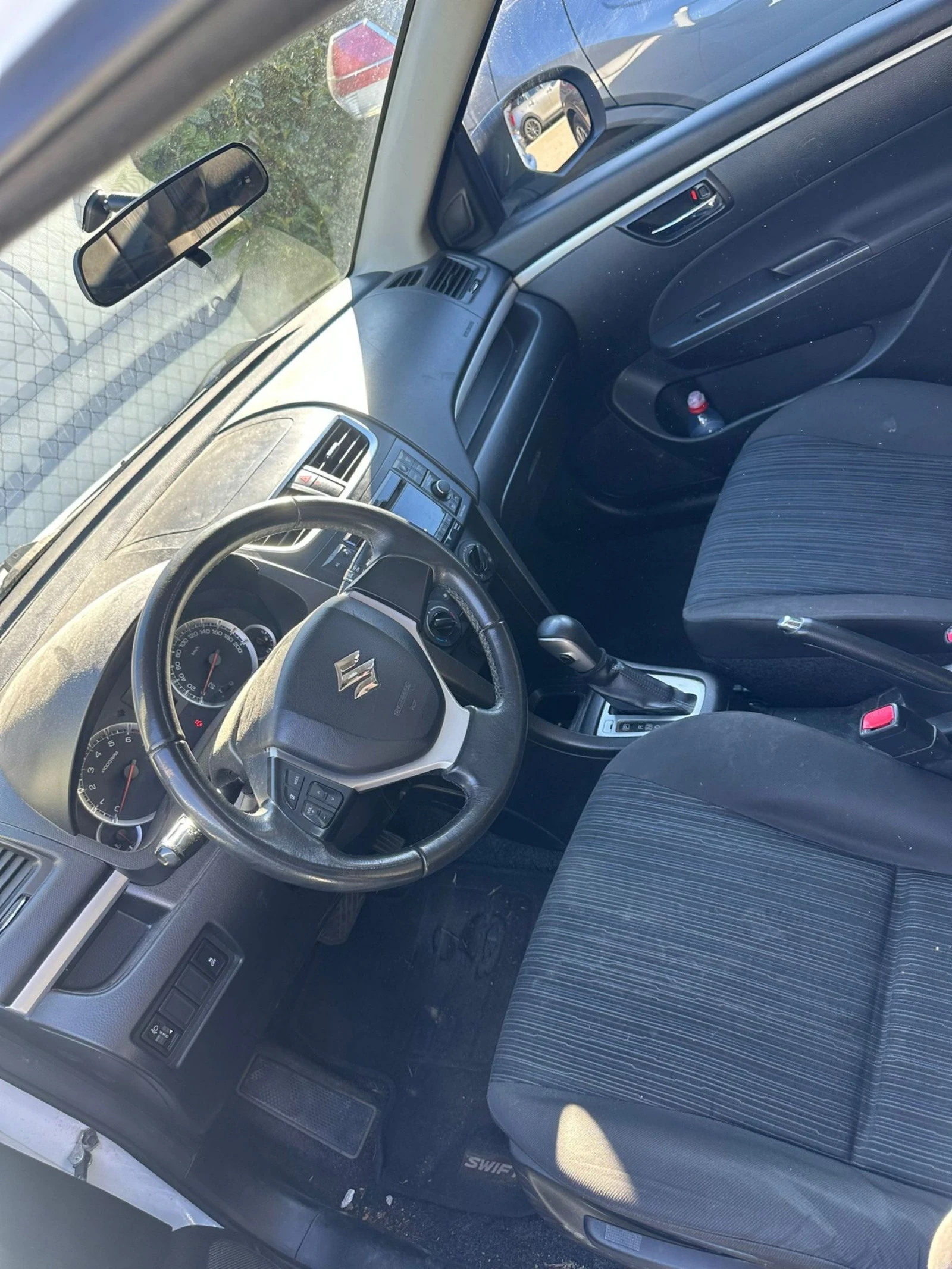 Suzuki Swift Swiss Automatic , снимка 4 - Автомобили и джипове - 55089471