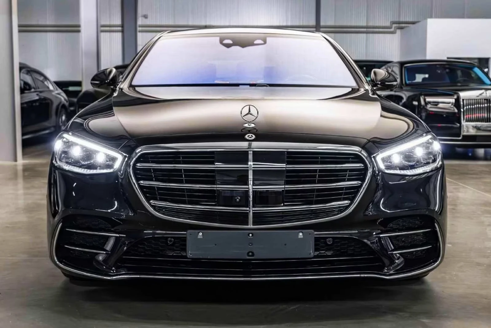 Mercedes-Benz S 450 d / LONG / AMG / 4 MATIC / BURM / PANO / 360 / HUD | Mobile.bg � ����������� 2