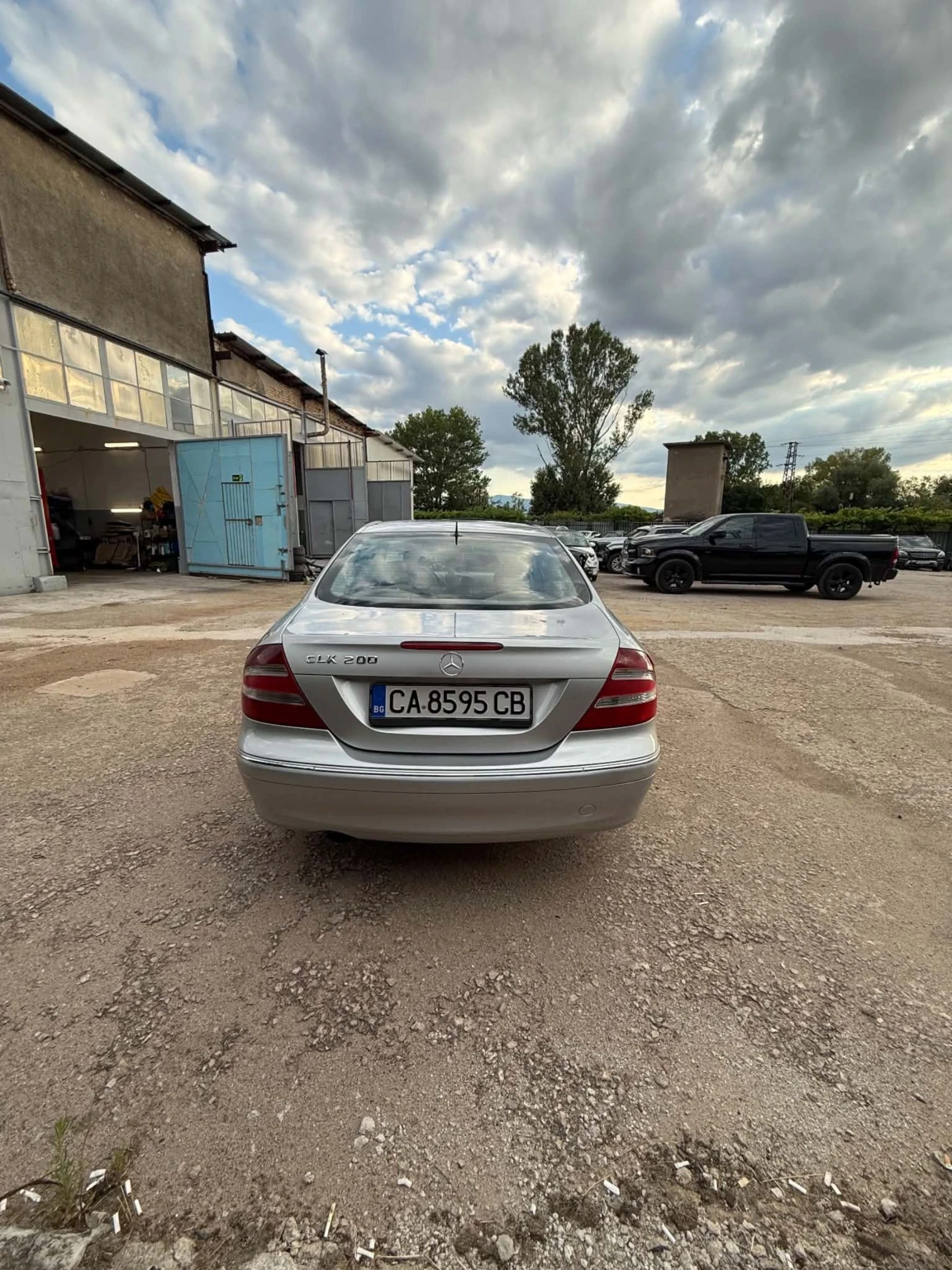 Mercedes-Benz CLK C200 Kompressor, снимка 5 - Автомобили и джипове - 55399368