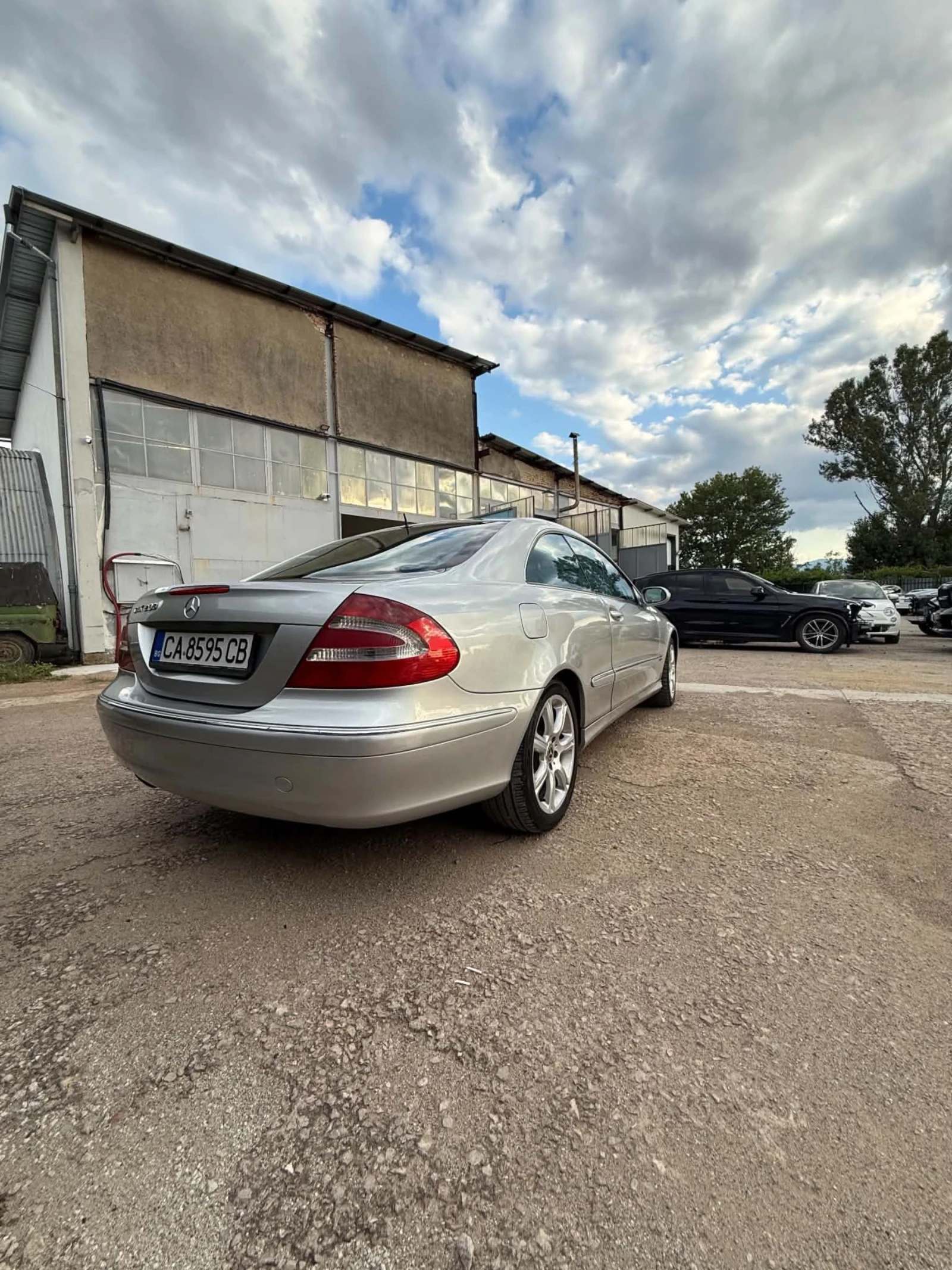 Mercedes-Benz CLK C200 Kompressor, снимка 4 - Автомобили и джипове - 55399368