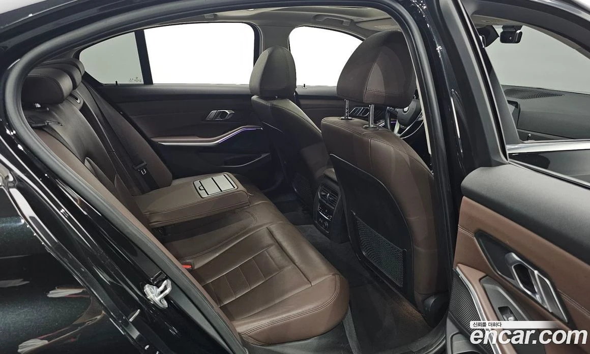 BMW 330 330i Luxury, снимка 15 - Автомобили и джипове - 56156618