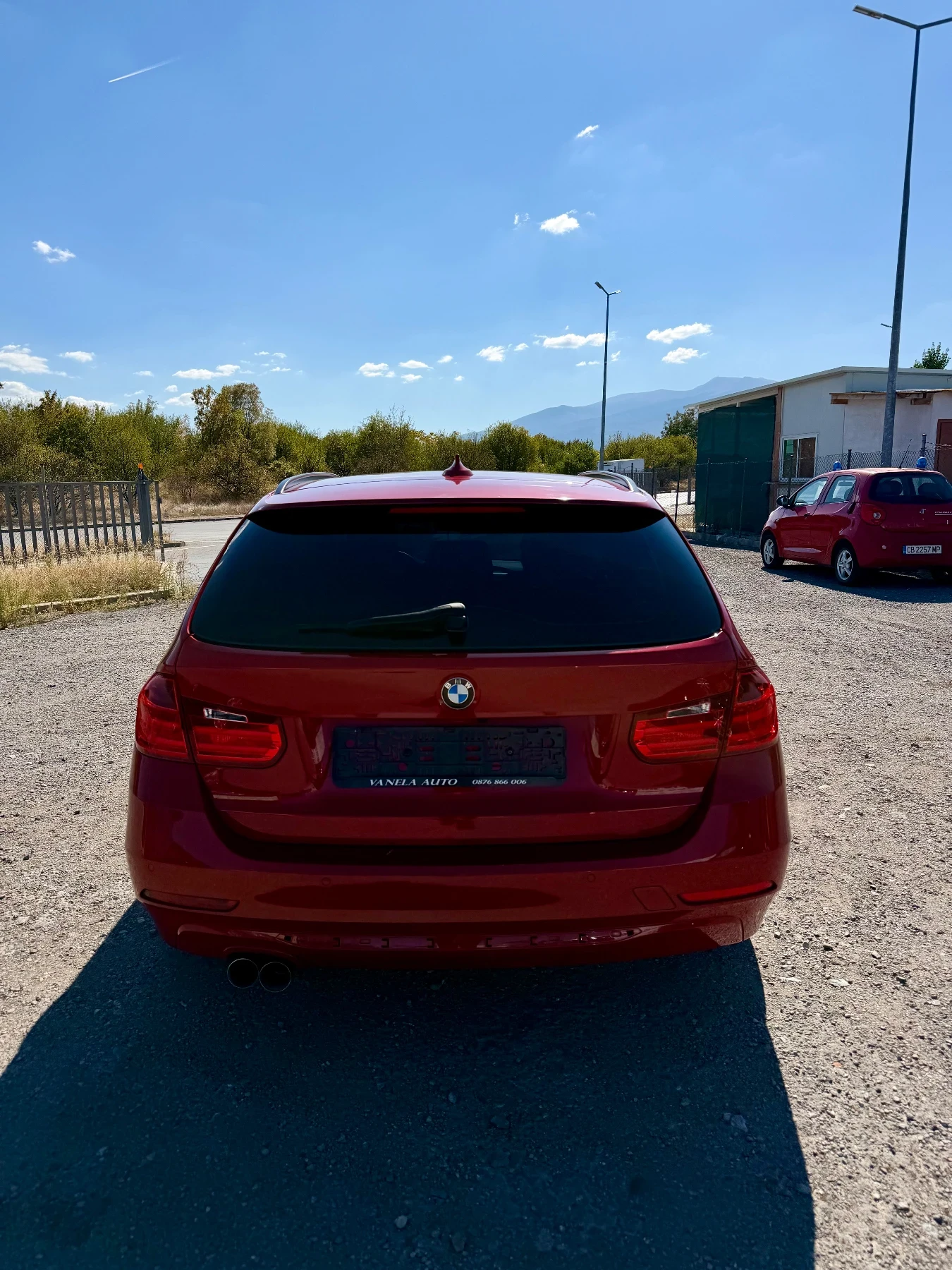 BMW 320, снимка 6 - Автомобили и джипове - 56312859