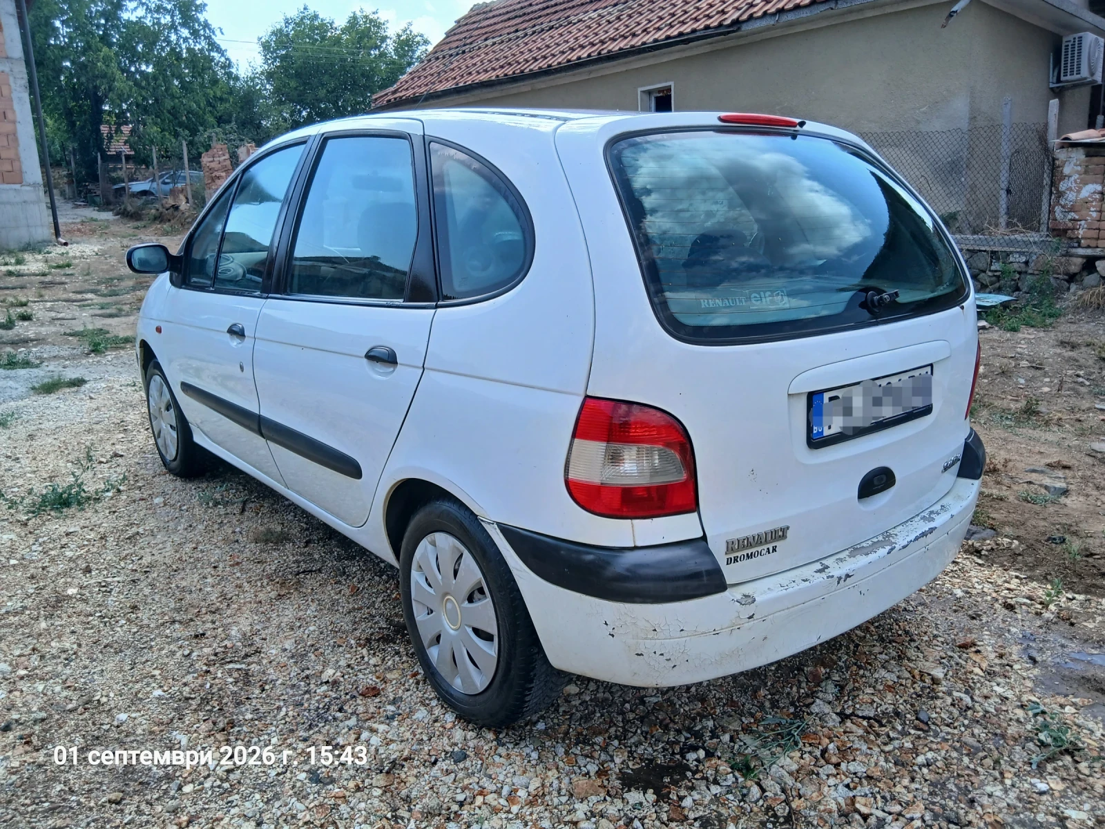 Renault Scenic 1.4, снимка 4 - Автомобили и джипове - 56330749