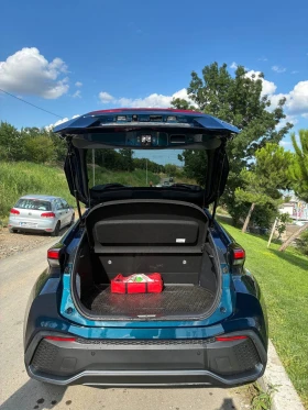 Toyota C-HR CLUB 1.8 Hybrid, снимка 7