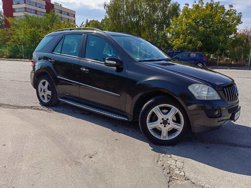 Mercedes-Benz ML 320 4 matic sport, снимка 4 - Автомобили и джипове - 47998424