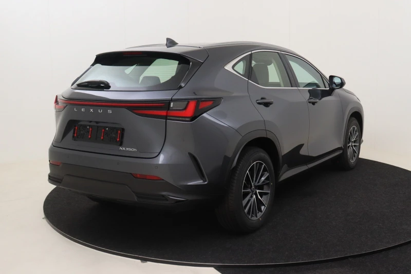 Lexus NX 300h, снимка 3 - Автомобили и джипове - 48207899