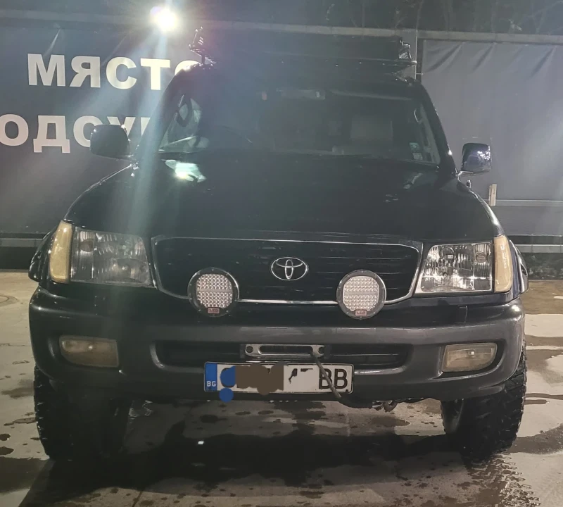 Toyota Land cruiser 100, снимка 4 - Автомобили и джипове - 48296580